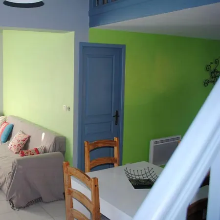 펜션 Maison De 3 Chambres Avec Jardin Clos Et Wifi A
