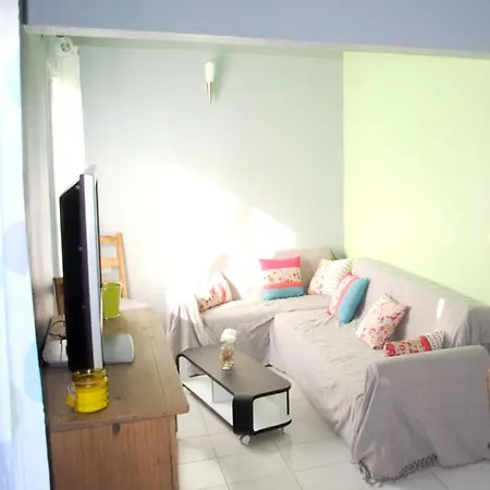 Maison De 3 Chambres Avec Jardin Clos Et Wifi A